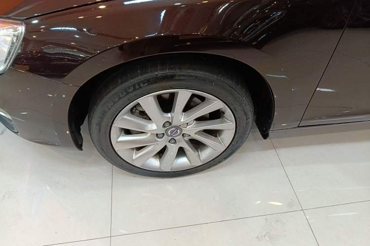 Used Volvo S60 2017 S60L T4 Smart Range Edition Exterior 4