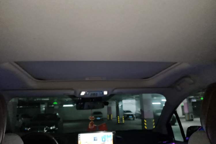 Used Toyota Sienna 2023 2.5L Hybrid Comfort Edition
