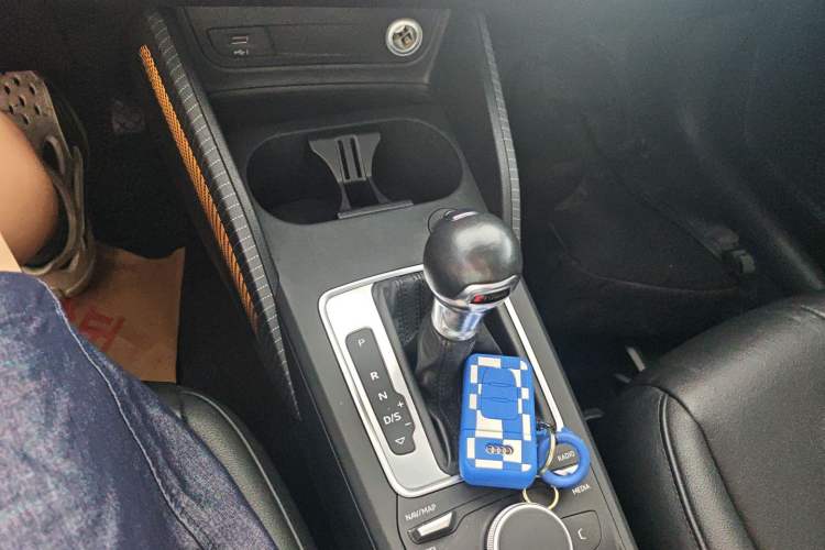 Used Audi Q2L 2018 35 TFSI Launch Exclusive Edition China VI
