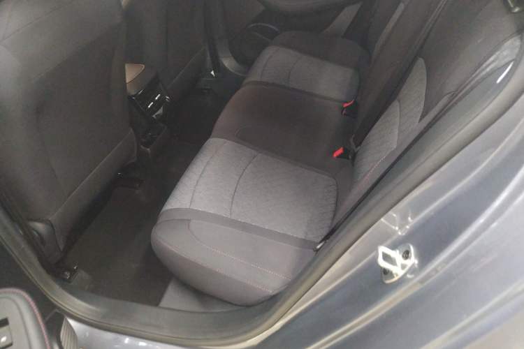 Used Roewe i5 2023 1.5L Manual Comfort Edition