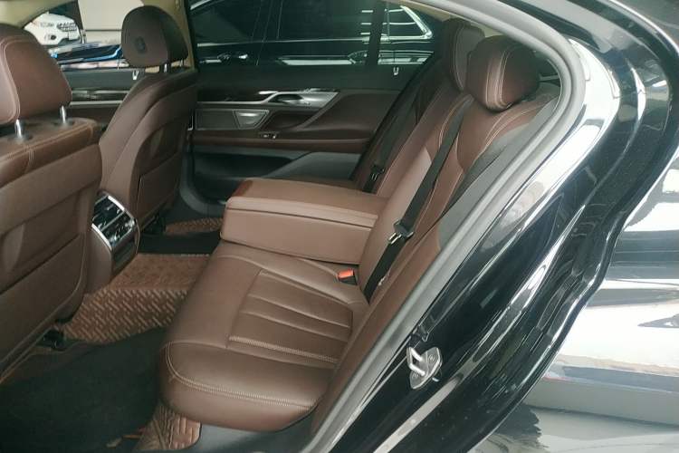 Used BMW 7 Series 2018 730Li Leading Model Excellence Package