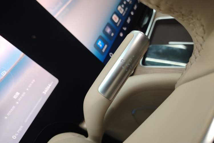 Used Hima AITO M9 2024 Range-Extended Ultra Version 42 kWh 6-Seater Model
