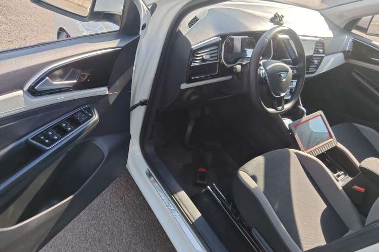 Used Jetta VS7 2022 280TSI Automatic Trend Edition