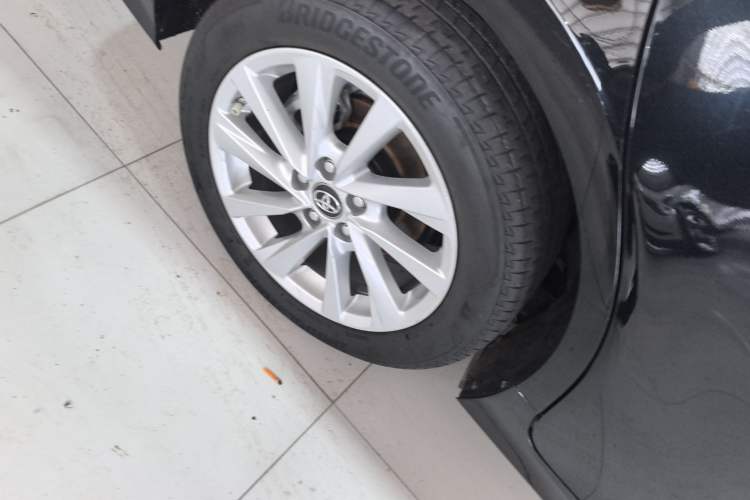 Used Toyota Camry 2021 2.0G Luxury Edition
