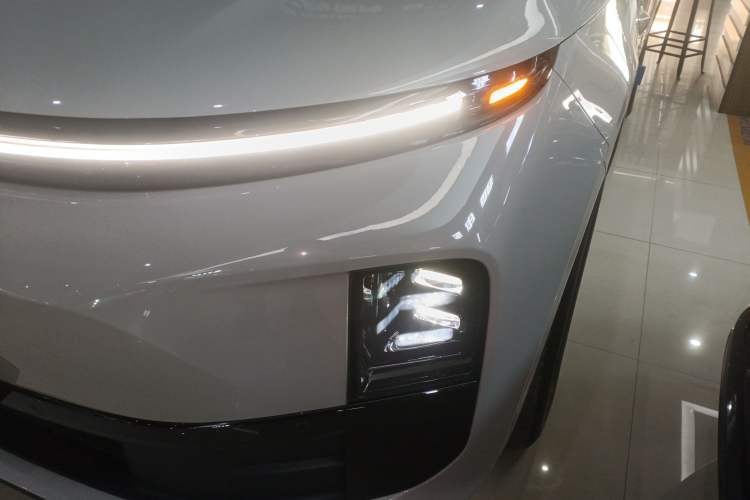 Used Li Auto L6 2024 Pro Model Left Front Headlight