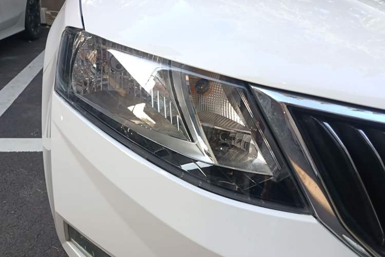 Used Skoda Rapid 2019 1.5L Automatic Comfort Edition China V Standard
