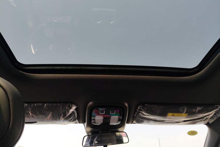 Used CHANGAN CS75 PLUS 2025 4th Generation UItra 2.0T New Blue Whale – Smart & Powerful Version