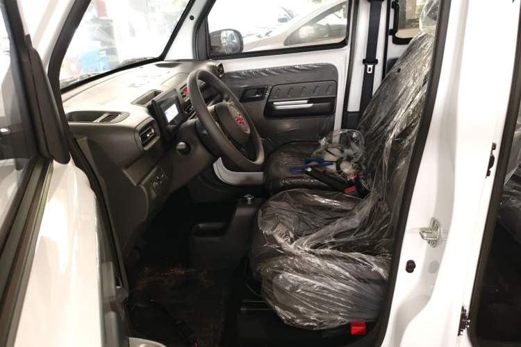 Used Wuling Zhiguang New Energy 2025 Standard Model