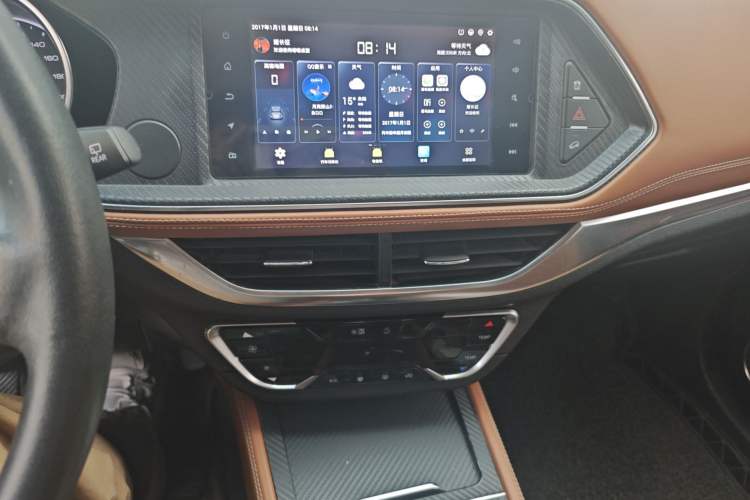 Used Zotye T300 2017 1.5L Manual Luxury Model Audio And AC Panel