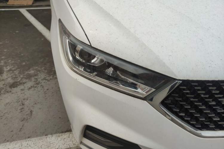 Used Baojun 360 2019 1.5L CVT Elite Version China VI Right Front Headlight