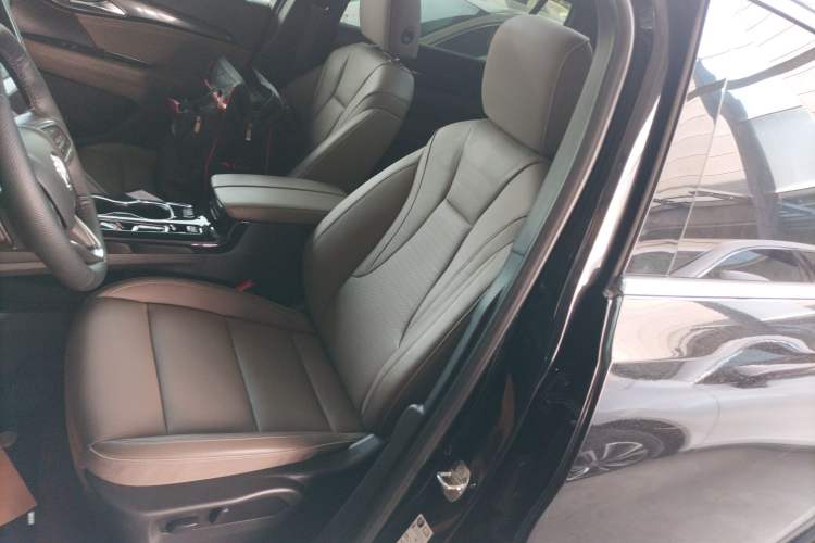 Used Buick Envision 2023 Encore Plus 652T Five-Seat Luxury Model