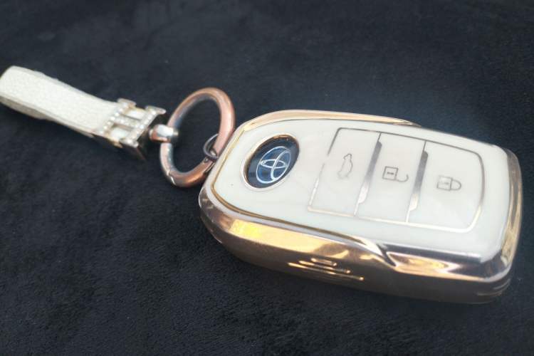 Used Toyota Corolla 2017 Revised Dual-Engine 1.8L E-CVT Elite Edition