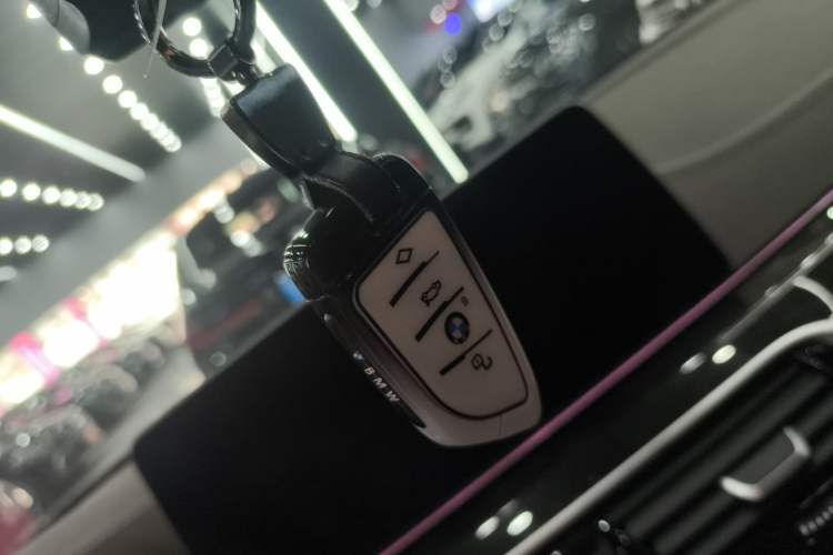 Used BMW 5 Series 2022 Second Facelift 525Li Luxury Package