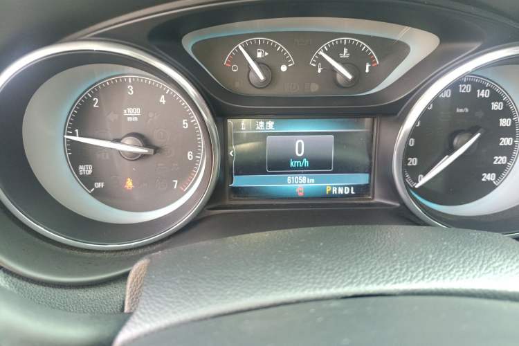 Used Buick Envision 2015 20T Two-Wheel-Drive Leading Model