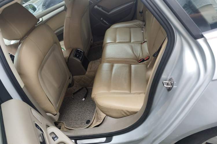 Used Audi A4L 2012 2.0 TFSI automatic standard version