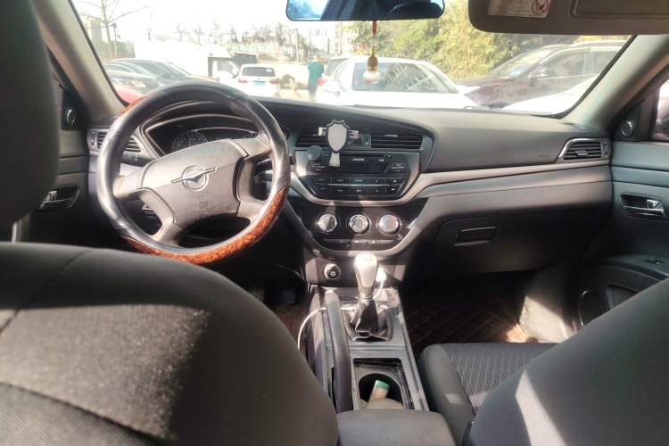 Used Haima M6 2017 1.6L Manual Comfort Model