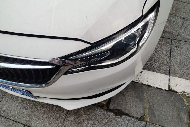 Used Buick GT 2021 Revised Version Flagship 1.5L Automatic Elite Edition Left Front Headlight