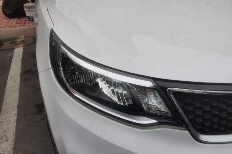 Used Kia K2 2015 Sedan 1.4L Automatic GLS
