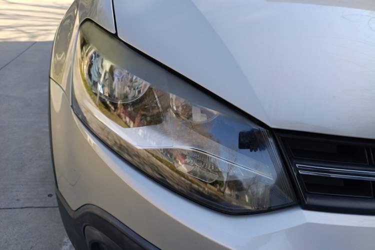 Used Volkswagen Polo 2012 1.6L Cross Polo Automatic Transmission