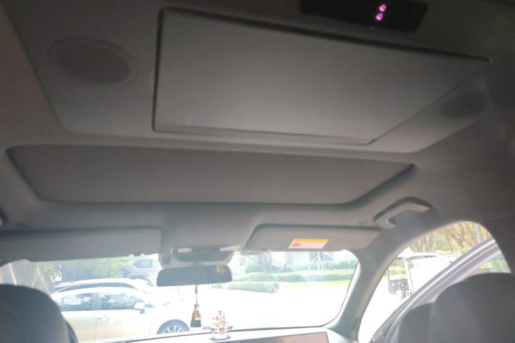 Used Li Auto L8 2023 Max model