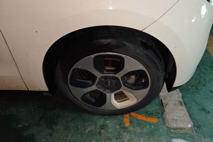 Used JAC Yiwei 3 2023 505km Pro