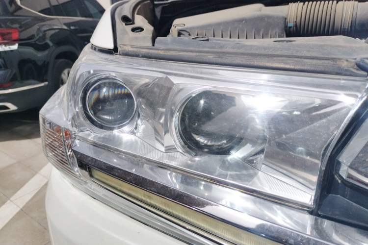 Used Toyota Land Cruiser 