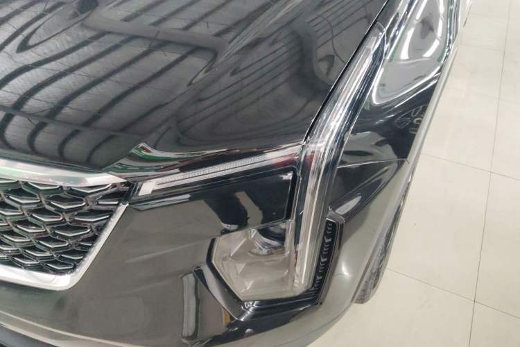 Used Cadillac XT4 2024 28T Two-Wheel-Drive Luxury Version Left Front Headlight