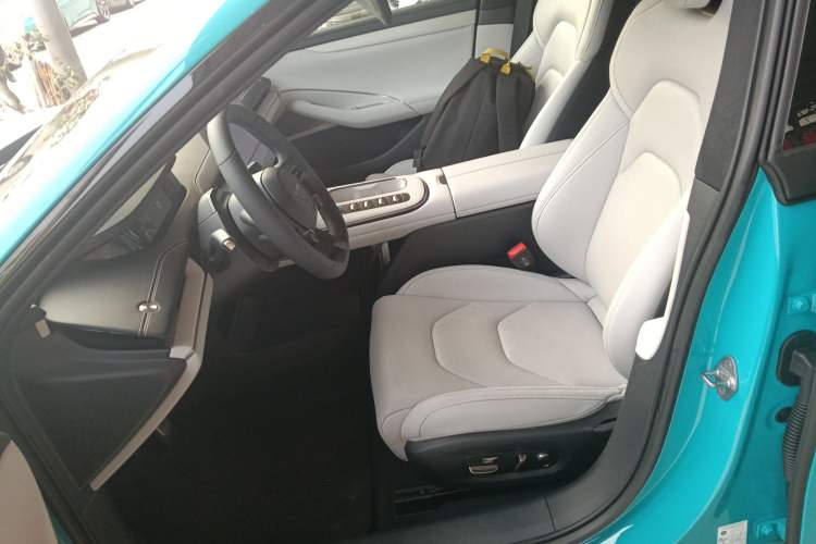 Used Xiaomi Auto SU7 2024 Four-Wheel Drive Ultra-Long Range Advanced Intelligent Driving Max Edition Left Front Seat