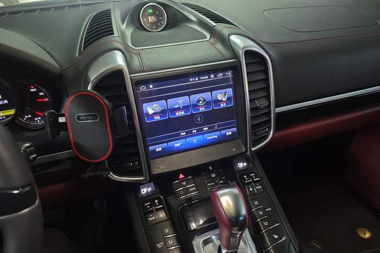 Used Porsche Cayenne 2011 Cayenne 3.0T Audio And AC Panel