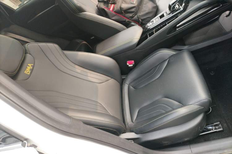 Used Geely Auto Coolray 2025 Bin Yue L 1.5T DCT Starlight Edition