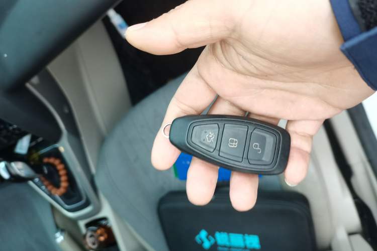 Used Ford Focus 2015 Sedan EcoBoost 180 Automatic Flagship Model