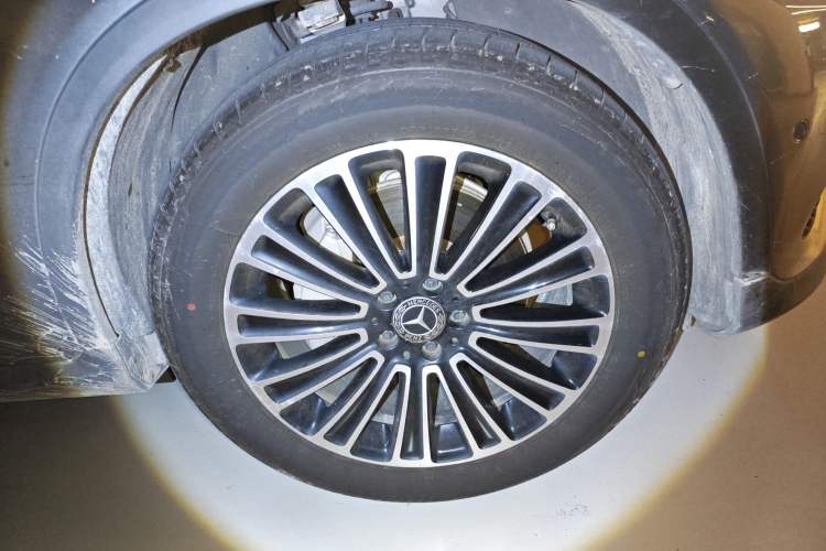 Used Mercedes-Benz GLC 2018 Facelift GLC 200 4MATIC
