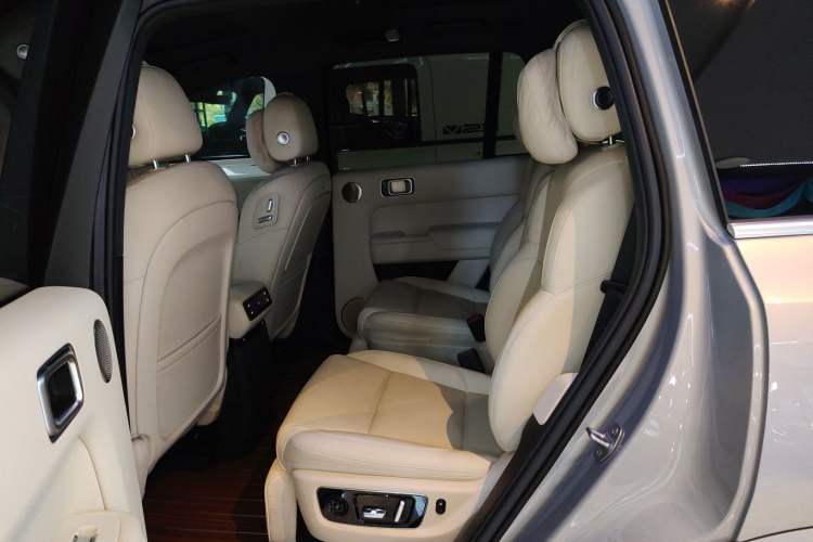 Used Li Auto L8 2024 Ultra Model