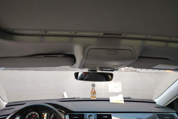 Used Volkswagen Passat 2016 330TSI DSG Prestige Edition Headliner