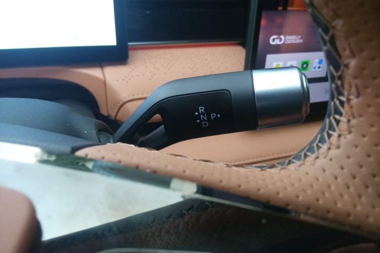 Used Geely Galaxy 8 2025 130km EM-i Flagship Edition