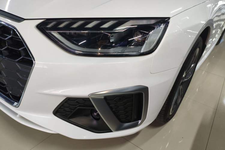 Used Audi A4L 2024 40 TFSI Fashion Dynamic Model