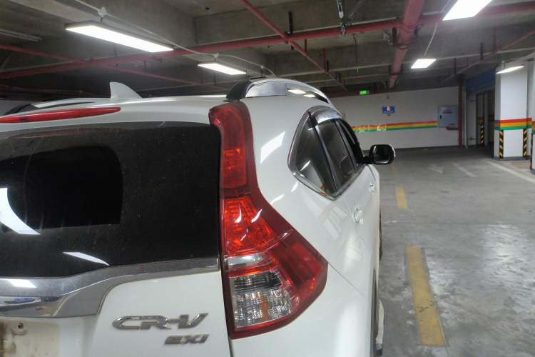 Used Honda CR-V 2015 2.0L two-wheel drive Fashion Edition
