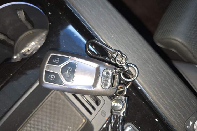 Used Audi A4L 2023 40 TFSI Luxury Dynamic Model