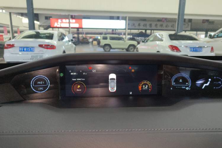 Used CHANGAN UNI-V 2023 2.0T Leading-Speed Edition
