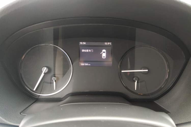 Used Qoros 3 2016 Urban SUV 1.6T Automatic Zhiyue Model Instrument Cluster