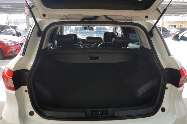 Used GAC Trumpchi GS4 2017 235T Manual Two-Wheel Drive Luxury Edition
