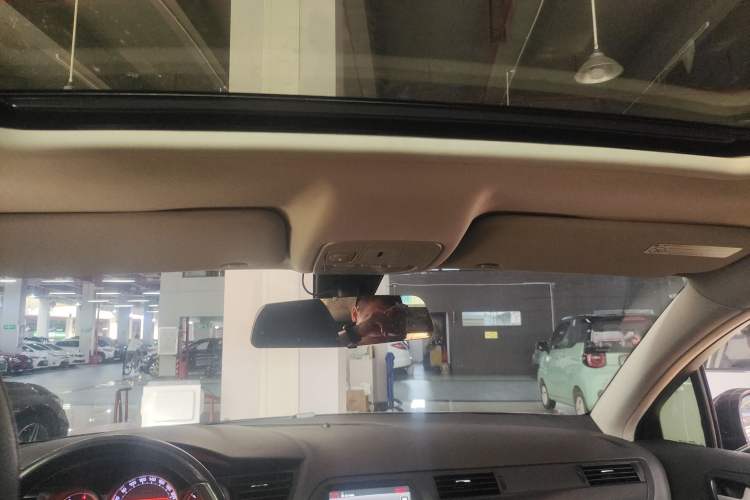 Used Citroen C5 2014 1.6T Automatic Prestige Model Headliner