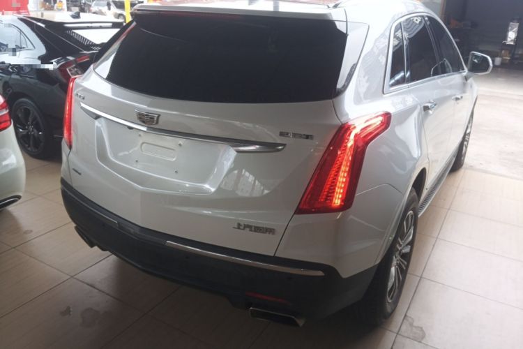 Used Cadillac XT5 2016 28T Four-Wheel Drive Luxury Model Rear Right 45 Deg