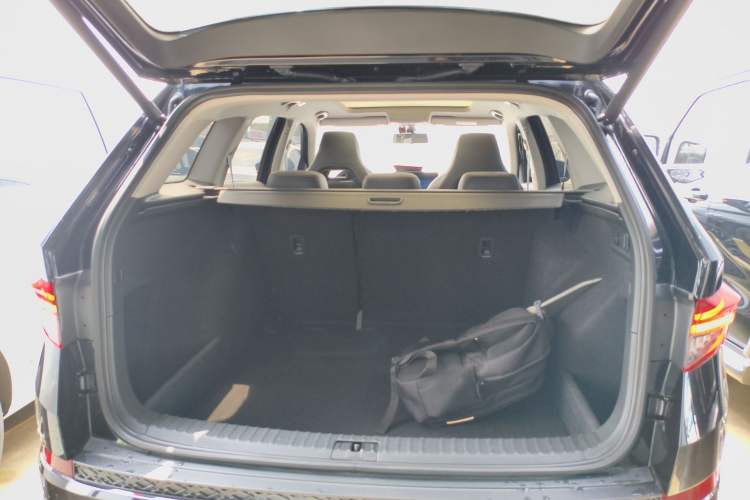 Used Skoda Kodiaq 2023 TSI330 5-Seater Two-Wheel-Drive Luxury Edition Trunk