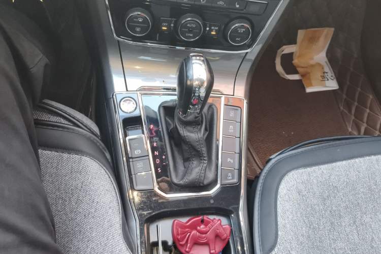 Used Volkswagen Passat 2017 330TSI DSG Luxury Edition