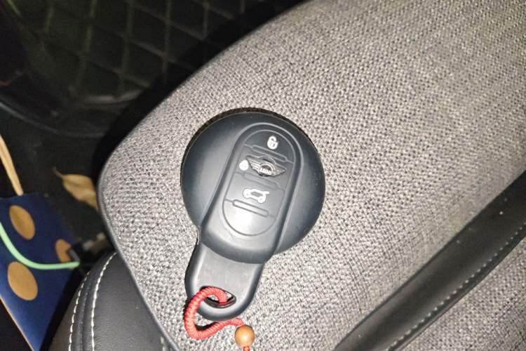 Used MINI 2019 1.5T COOPER Classic Edition Vehicle Key