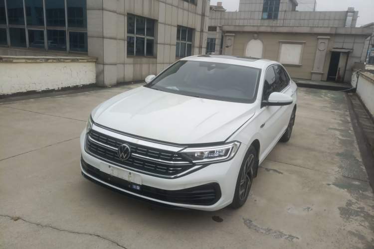 Used Volkswagen Sagitar 2023 300TSI DSG Excellence Edition
