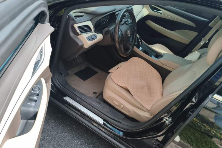 Used Buick LaCrosse 2018 30H Elite Edition