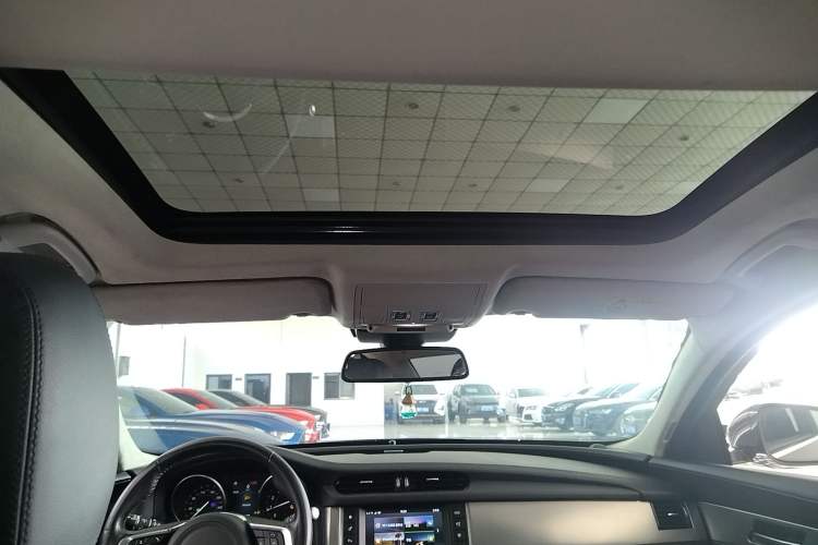 Used Jaguar XFL 2018 XFL 2.0T 200PS Elite Edition