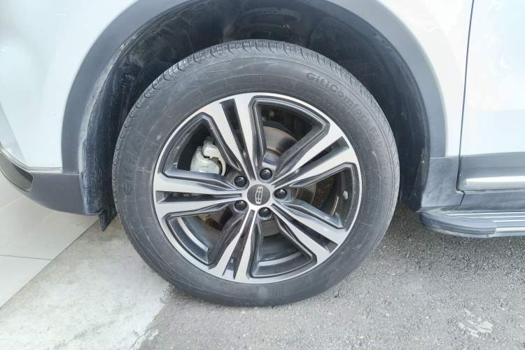 Used Geely Auto Emgrand X7 Sport 2022 1.8TD DCT Zhiya Trim